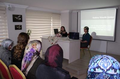 "25 KASIM KADINA YÖNELİK ŞİDDETE KARŞI ULUSLAR ARASI MÜCADELE GÜNÜ" KONULU KONFERANS DÜZENLENDİ.