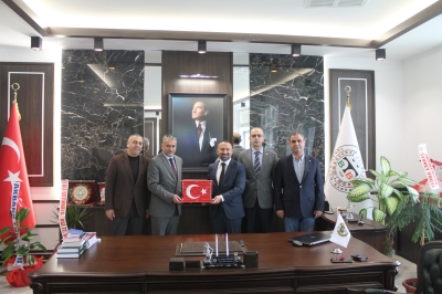 Tokat Ticaret Borsası Başkanlığı, Önceki Dönem Baro Başkanımız Av. Faruk BOSTANCI ve İş Adamı Galip ŞANLI' dan Baromuza Ziyaret.