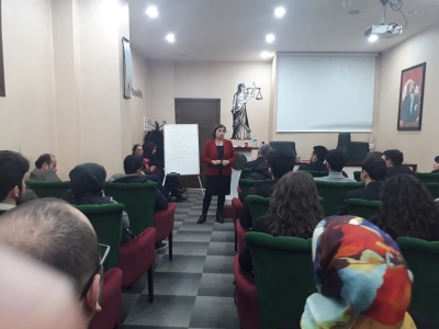" Aile Hukuku ve Boşanma " Konulu Staj Eğitim Toplantısı Gerçekleştirildi.