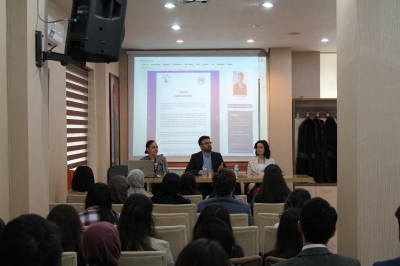 " İdare Hukuku " Konulu Staj Eğitim Toplantısı Gerçekleştirildi.