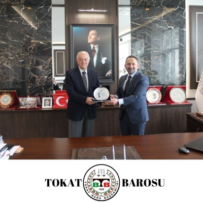 Meslek Büyüğümüz Av. Ufuk PETANOĞLU' na 50. Yıl Plaketi.