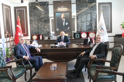 Tokat Ptt Merkez Şubesi Müdürlüğü ile Tokat Ticaret ve Sanayi Odası Başkanlığından Baromuza Ziyaret.